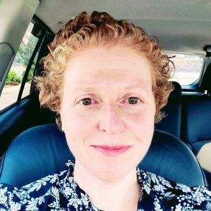 Meet your Posher, Julie